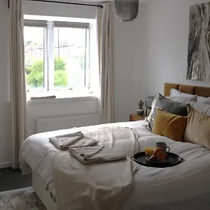 Holiday home Charming 2 Bed House - Family Friendly, Nottingham